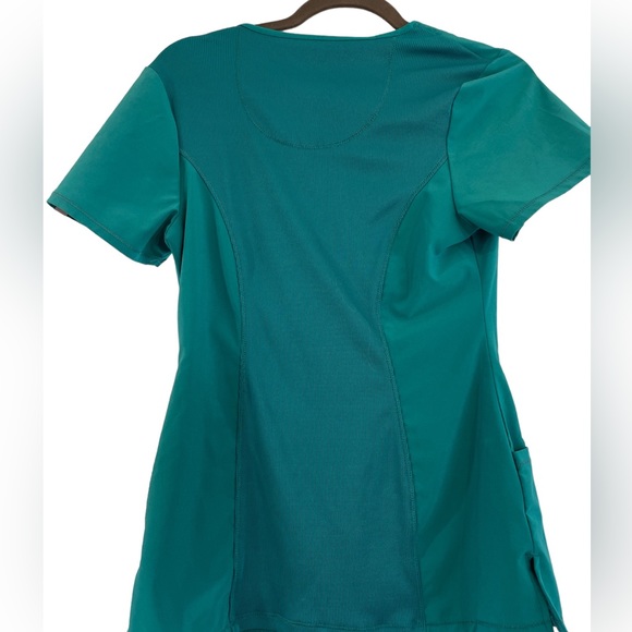 Cherokee Infinity Scrub Top XS in Teal - Picture 4 of 14
